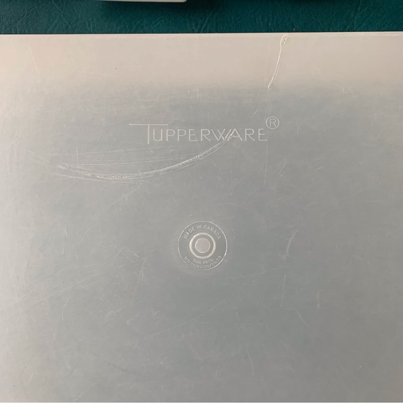 Tupperware Fresh n Fancy cake taker - Picture 10 of 11